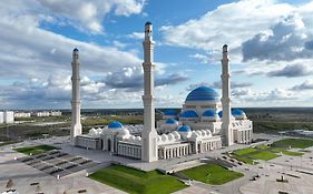 Oasis Халал апартаменты возле самой большой Мечети Центральной Азии